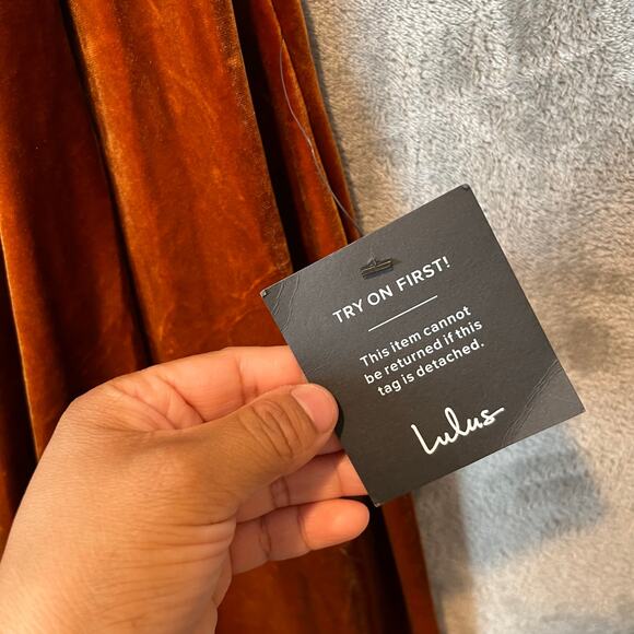 Lulu’s I'm Enchanted Rust Orange Velvet Off-the-Shoulder Maxi Dress Size XS - Picture 8 of 10